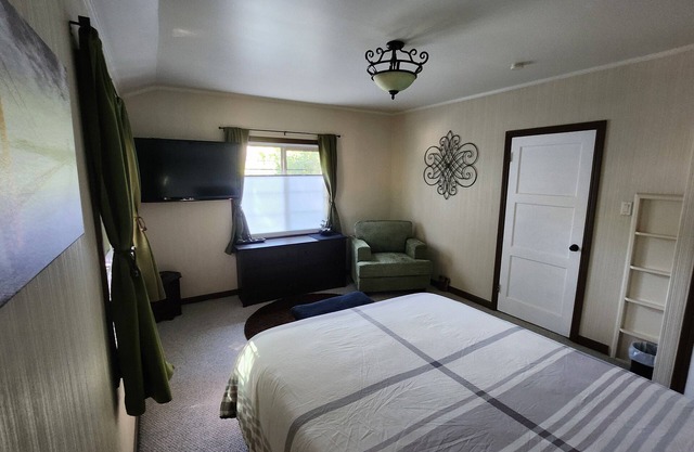 Soothing townhome in San Mateo. 10 mins from sfo airport
