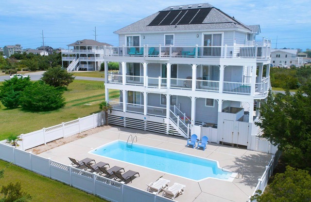 Soundside Home w/ Private Pool, Hot Tub, Game Room, Cabana, Community Boat Ramp