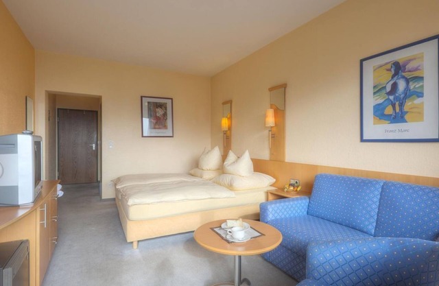 Lado sur con balcón, con vista panorámica max. 1 noches - Waldhotel Sonnenberg