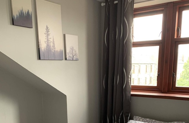 Apartamento-Económico-Baño Privado-Vista a la Ciudad