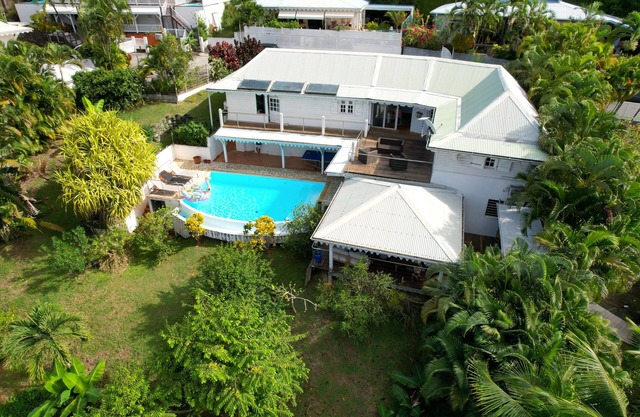 Spacieuse Villa Antillaise vue mer Caraibes / Piscine / VIP / Luxe / Tee' Punch