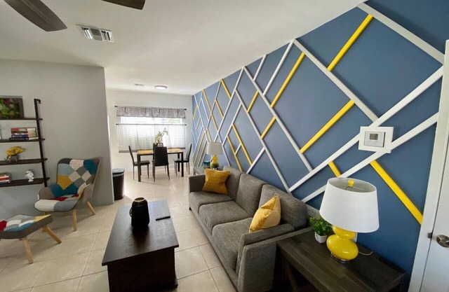 Spacious 1BR, Central AC, Real Desk & Office Chair