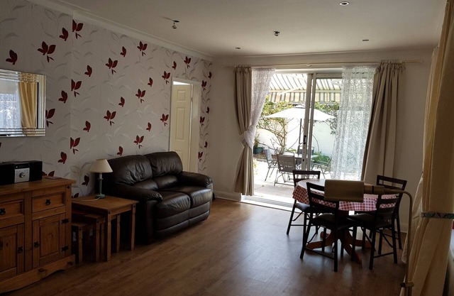 Amplio bungalow de 2 dormitorios. Preciosa casa de vacaciones en una zona más tranquila de Blackpool.