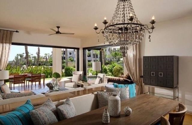 Spacious 2 BR w/ Free WiFi, Complex Pool, Fitness Center & Private Beach