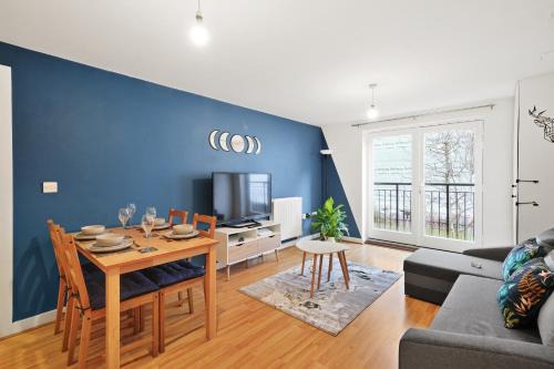 Spacious 2BR Apartment in Bishop Stortford Town, Comfy for Contractors and Relocators