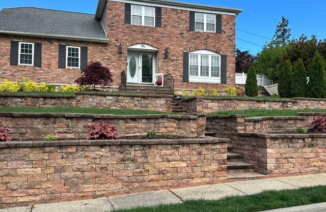 Spacious 4-bedroom townhome, 5 min walk from Bethpage Black