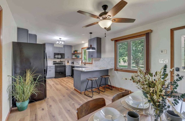 Spacious 4BR Ranch Near Easton Perfect for Families & Work Groups!