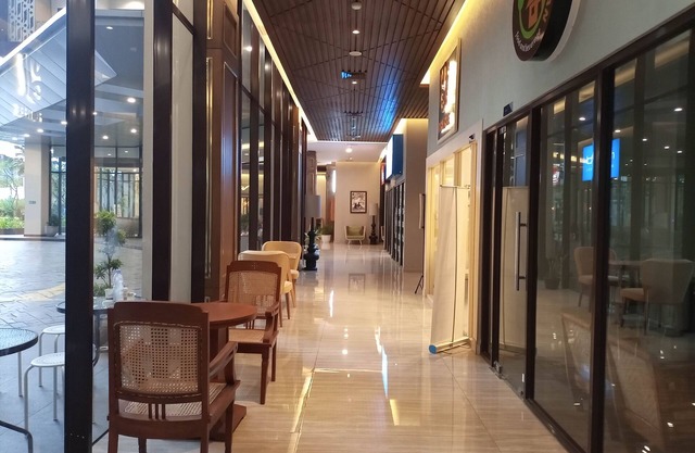Spacious And Elegant 1Br At Patraland Amarta Apartment