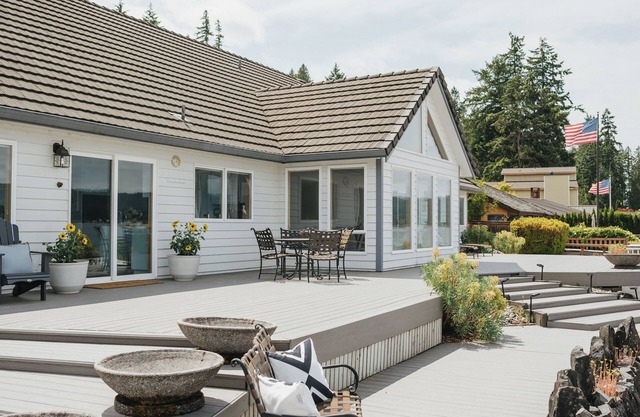 Gran casa frente a la playa en Hood Canal !!