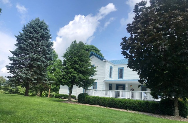 Elle’s Old Kentucky Home