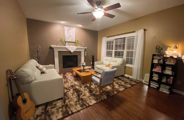 Spacious & Cozy Private Basement Suite with Home Theater <New Listing>