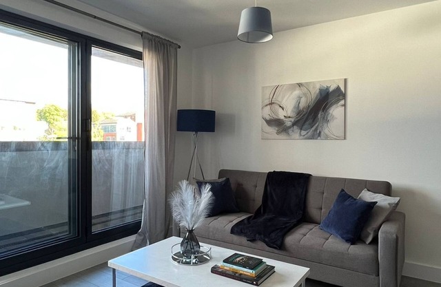 Estándar-Apartamento-Baño Privado-Balcón