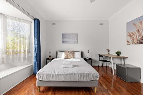 Spacious Double Ensuite Room in Marsfield - Well-Connected Suburb