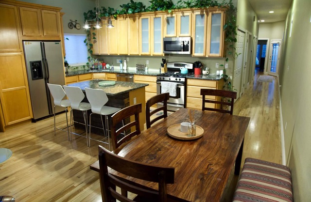 Spacious Lounging Comfort w/ 500 sqft Rooftop Deck Overlooking Downtown Denver
