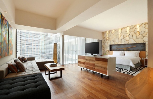 Amplia y moderna suite con artículos gratuitos de minibar (T Sand Suite16)