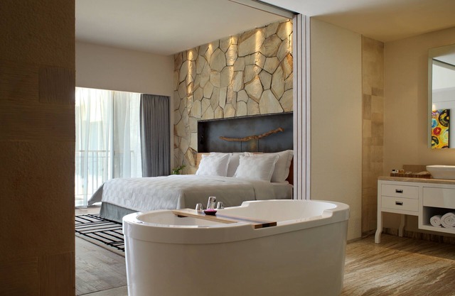 Amplia y moderna suite con artículos gratuitos de minibar (T Sand Suite30)