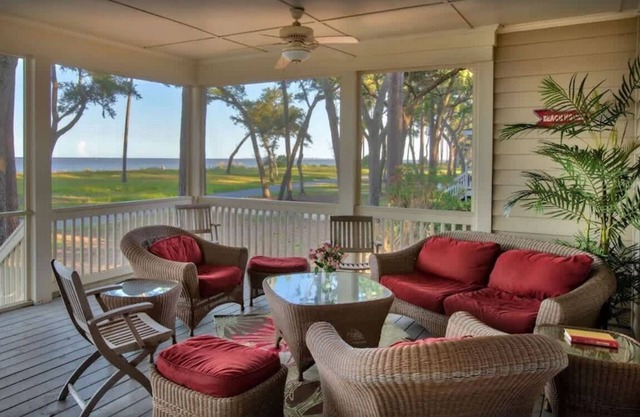 NUEVA LISTA: 4 BR Daufuskie House - Ocean Front - Free Cart