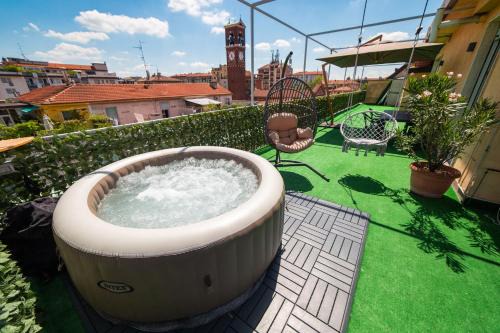 Spazioso appartamento con terrazzo Navigli, Bocconi