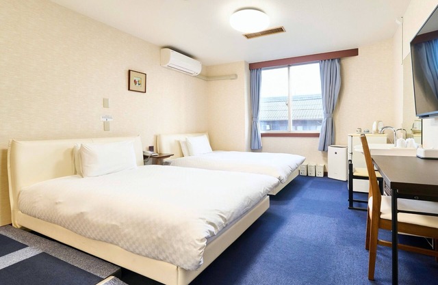 Special twin room wheelchair accessible Japanes / Ogaki Gifu