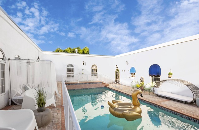 Espectacular 1/2 Acre Villa Resort, 5 min. desde el Strip, para mayores de 16 años ★★★★★