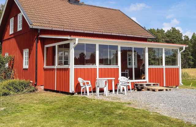 Alojamiento de 3 habitaciones en Södra Hökhult