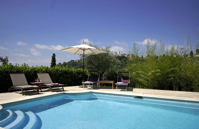 Provenzal Bastide espléndida siglo 17 en Saint Paul de Vence