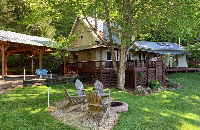 "Resto de la cuchara" - Ubicado en el Bosque Nacional Nantahala