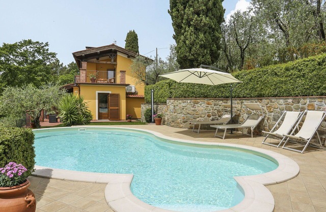 Estupenda casa de vacaciones privada con piscina privada, WIFI, A/C, TV, terraza y aparcamiento