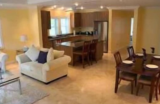 St Kitts & Nevis Tour! 4 Spaces w/ Swimming Pool, Airport Shuttle & Spa
