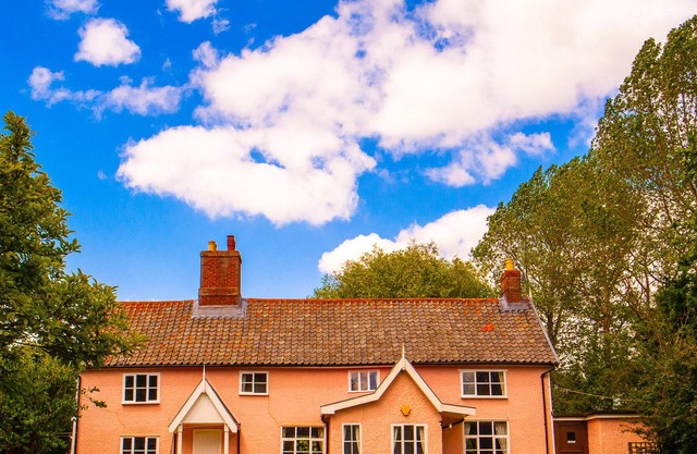 ST MICHAEL'S HOUSE en San Miguel del Sur Elmham, Ref 24120