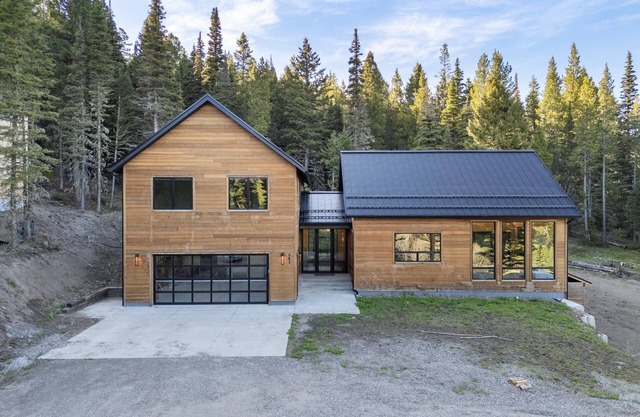 Luxury lodging at Bridger Bowl Ski Area