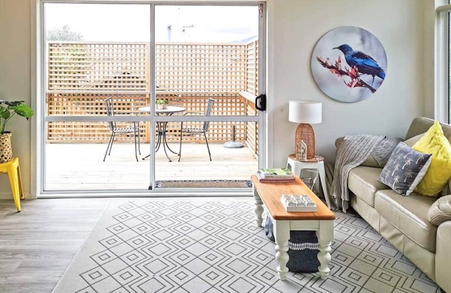 Bright, spacious and close to town