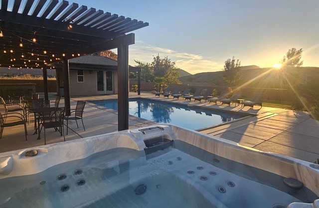 ZION Escape! ¡Tu propia CASA PRIVADA con PISCINA PRIVADA y Jacuzzi!