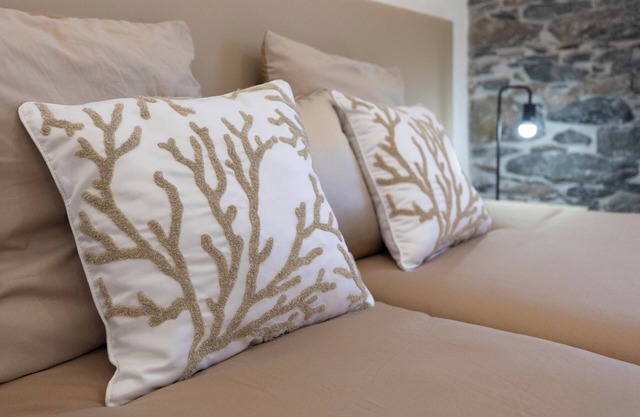 Stay in our cozy and wonderful Rosinha's House
