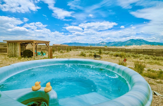StayatShala: Hot tub, Theater, 360 Views, 2 acres