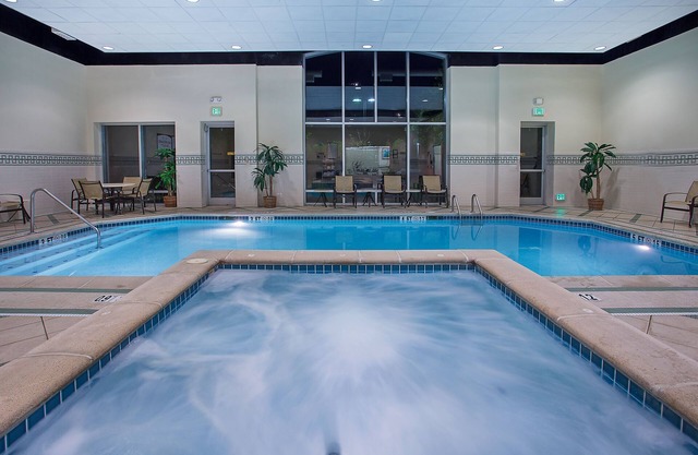 Staybridge Suites Chattanooga Downtown - Convention Center by IHG