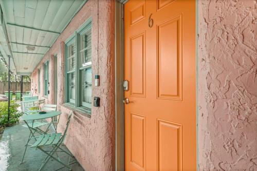 Step Back in Time- Golden Era Retro Motel