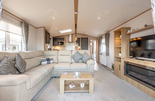 Lodge No 44 | Stewart's Resort Cameron