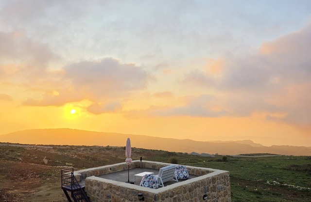 Stone & Sky Sayar Cabins