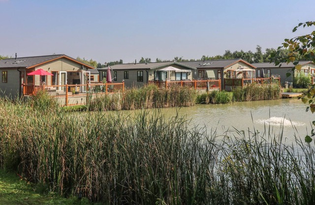 STONESTHROW, family friendly, with a garden in Barkston