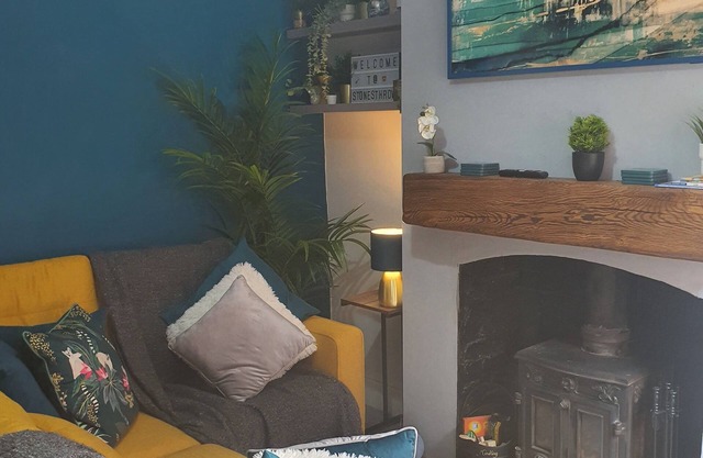 Stonesthrow Townhouse in the Centre of Leek
