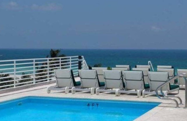 Strand Ocean Drive Suites