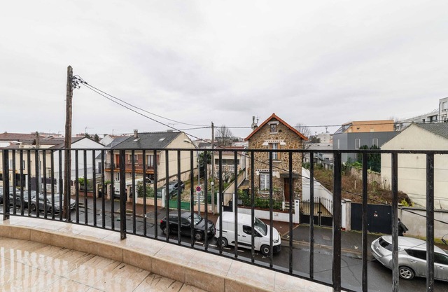 Studio 20m2 Lumineux Avec Balcon - 2P