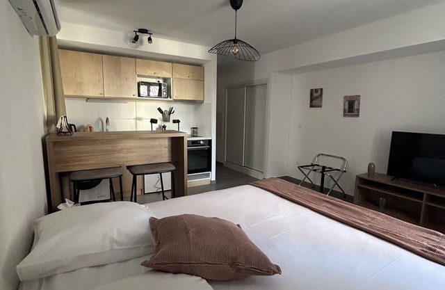 Studio 101-Estudio-Básico-Habitación con desagüe