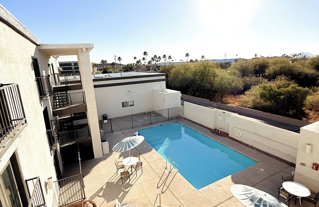 Studio 6 Suites Tucson, Az – Airport / Kino Sports Complex
