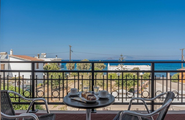 Estudio 'Frantzis 4' con vistas al mar, Wi-Fi y aire acondicionado