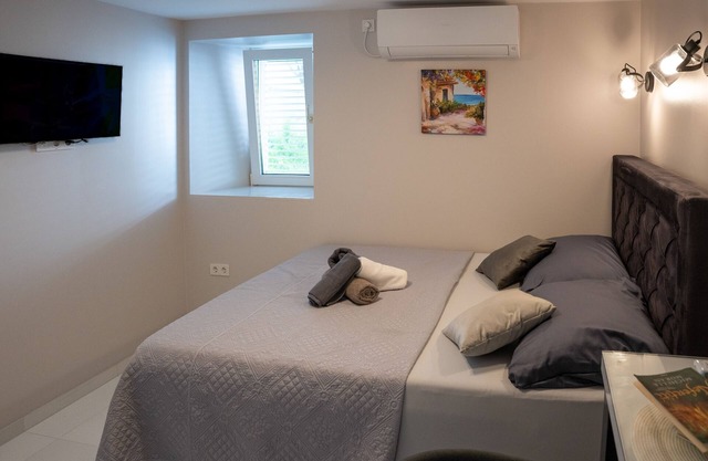 Apartamento-estudio con aire acondicionado Poljana, Ugljan (AS-8419-c)