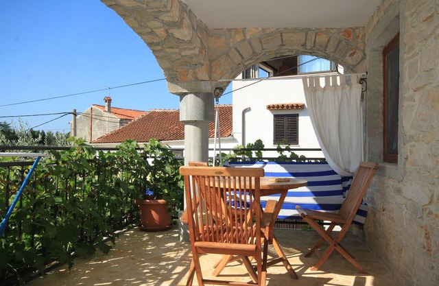 Apartamento-estudio con una terraza Basanija, Umag (AS-7148-a)