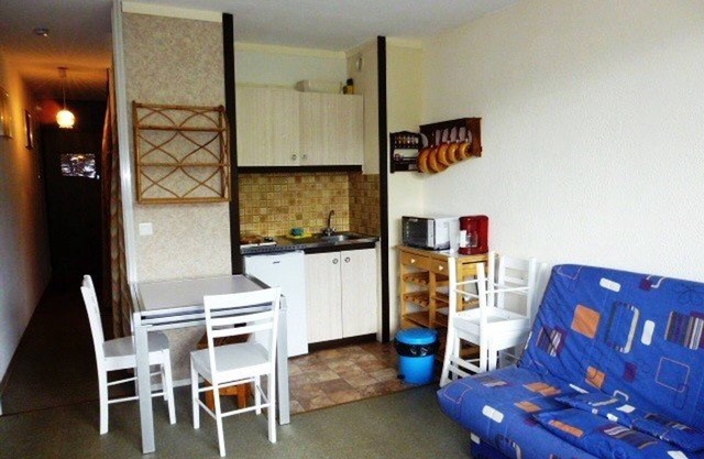 Estudio para 6 en Arette con acceso a pistas, balcón, taquilla de esquí y aparcamiento gratuito