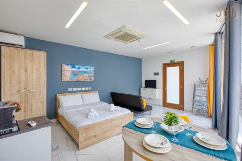 Studio home with sofa bed close to Valletta with Wifi by 360 Estates
